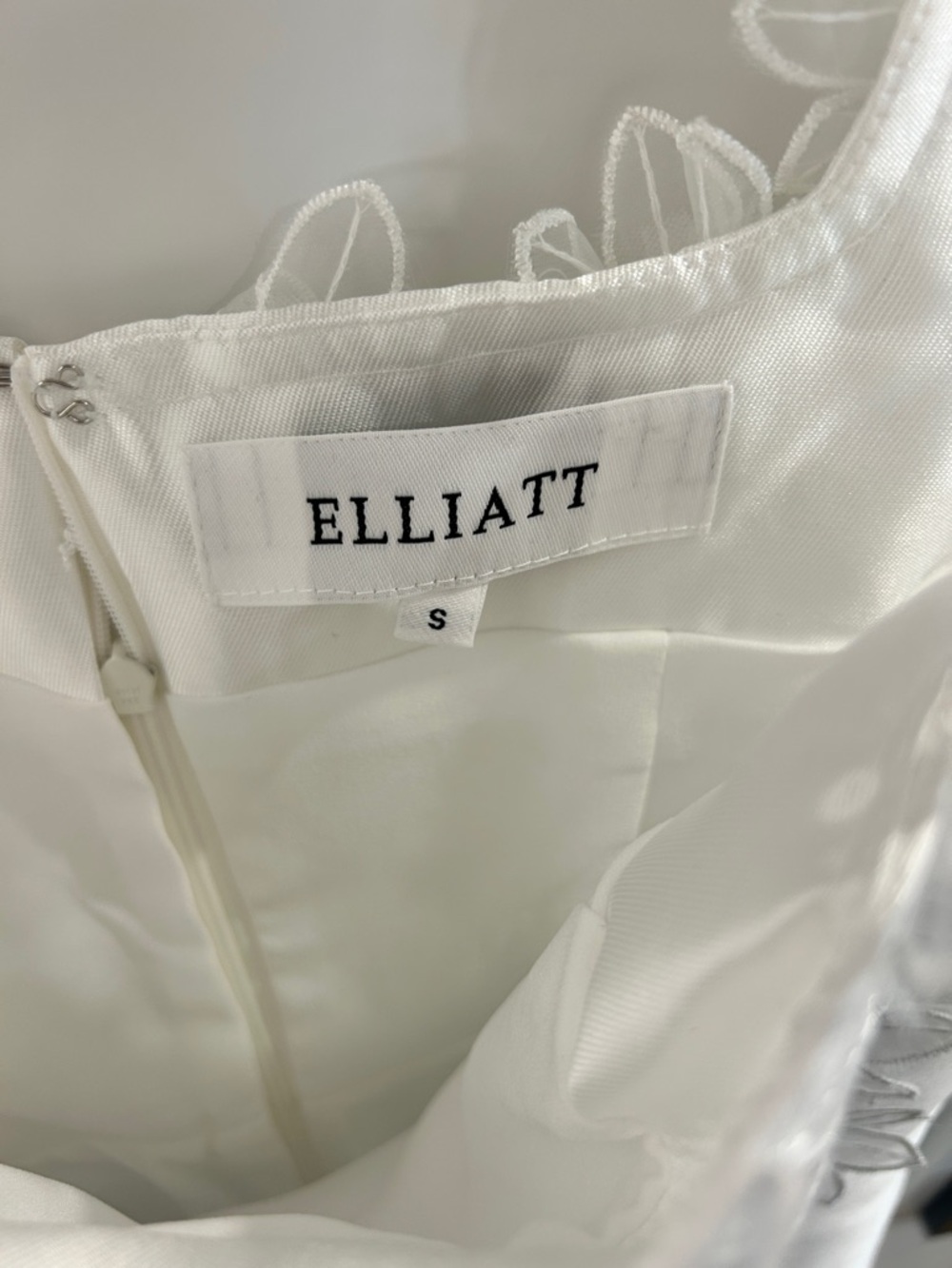 ELLIATT Elder Dress - White - Picture 6 of 6